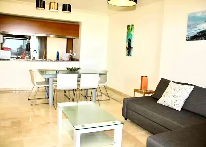 Bel Avec Vue Sur * アロナ